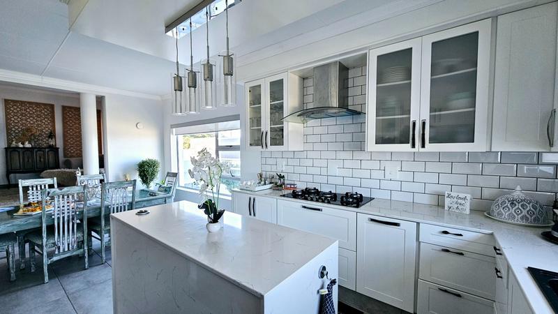 4 Bedroom Property for Sale in Dana Bay Western Cape
